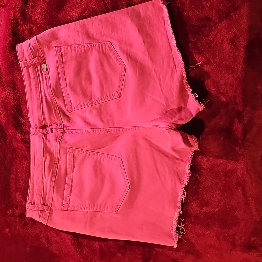 Pink 1822 Denim, Jean Shorts with Frayed Hem and Relaxed Fit Size 16 - Picture 5 of 5